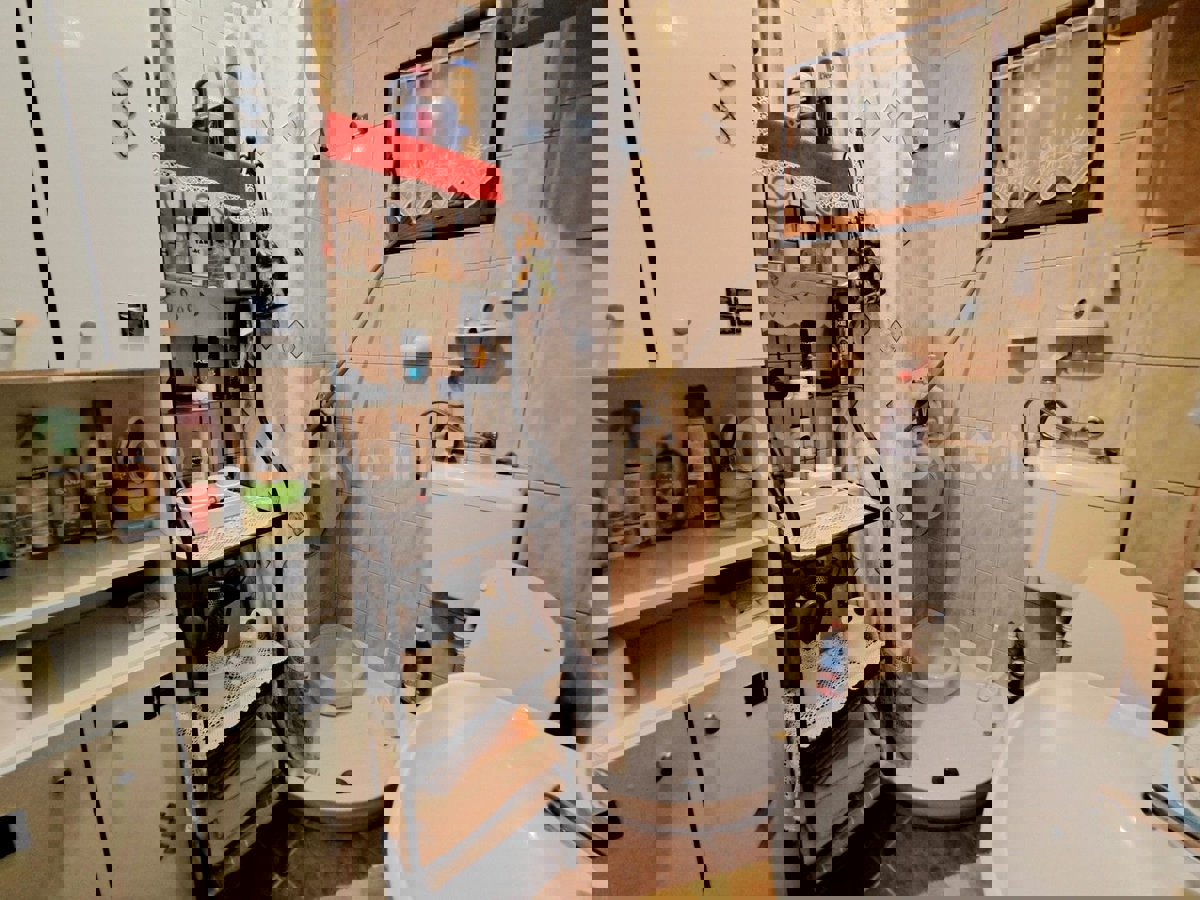NIN