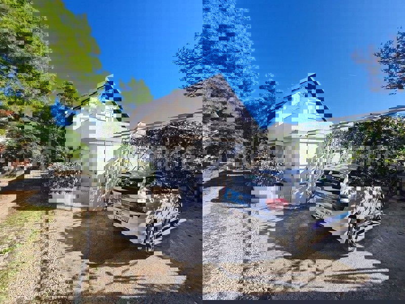 Casa VIR, 250.000 €