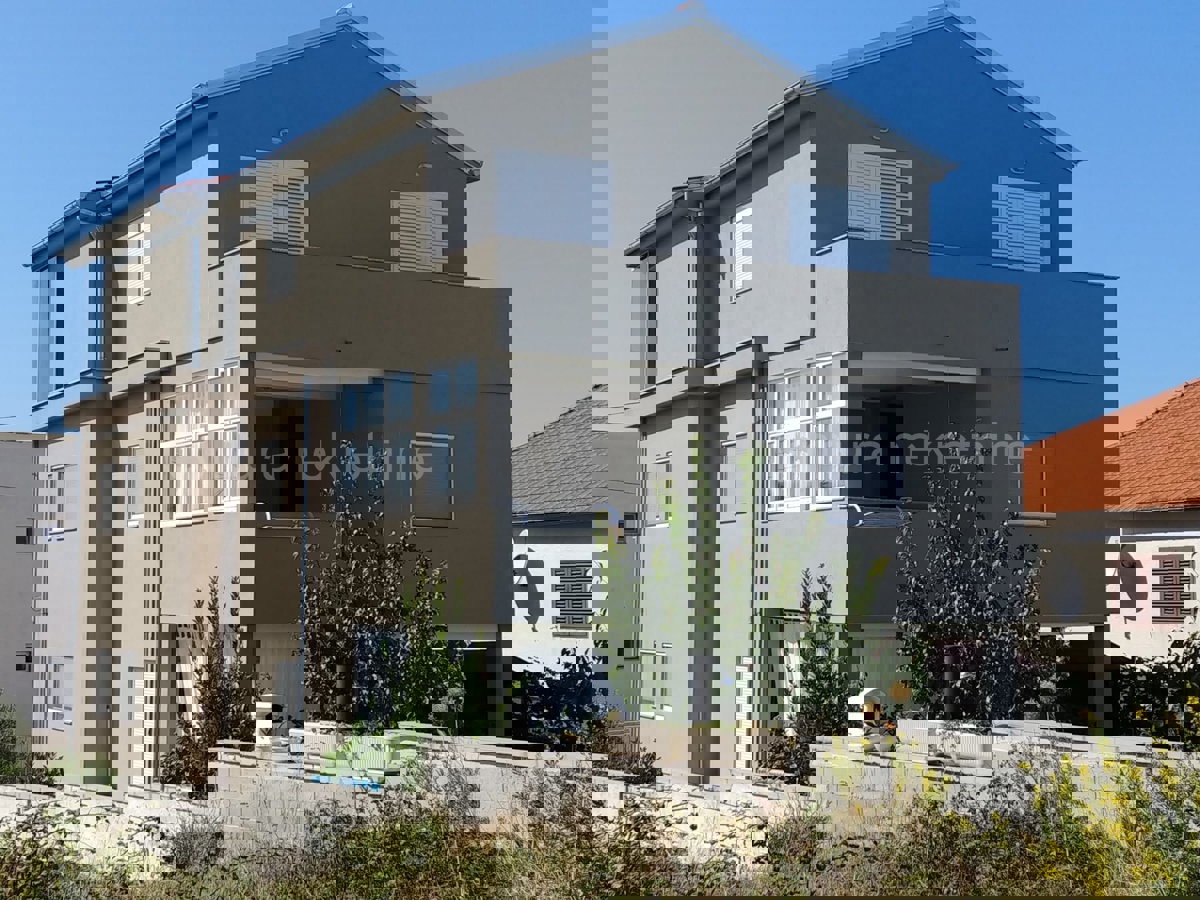 Casa BIBINJE, 649.000 €