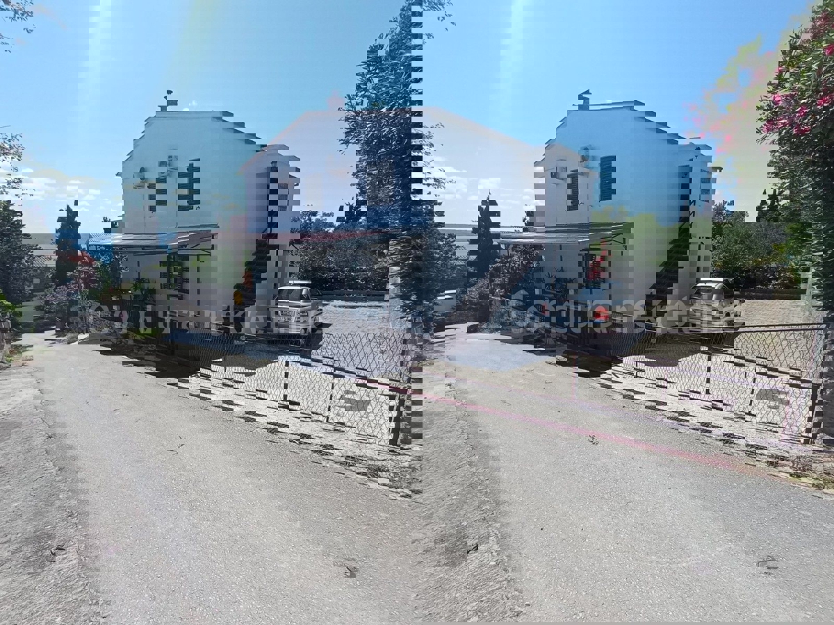 Casa JASENICE, 450.000 €