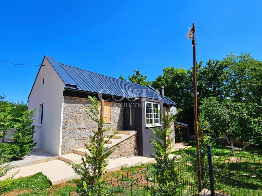 Дом GRAČAC, 195.000 €