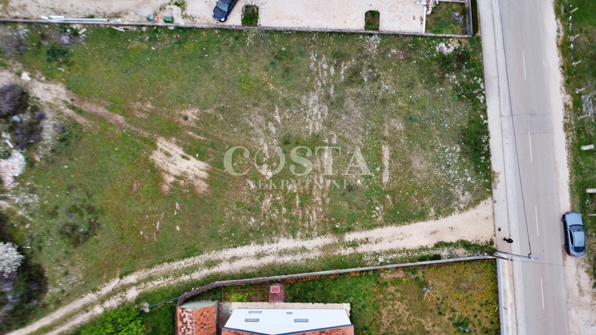 Terreno POLIČNIK, 45.920 €