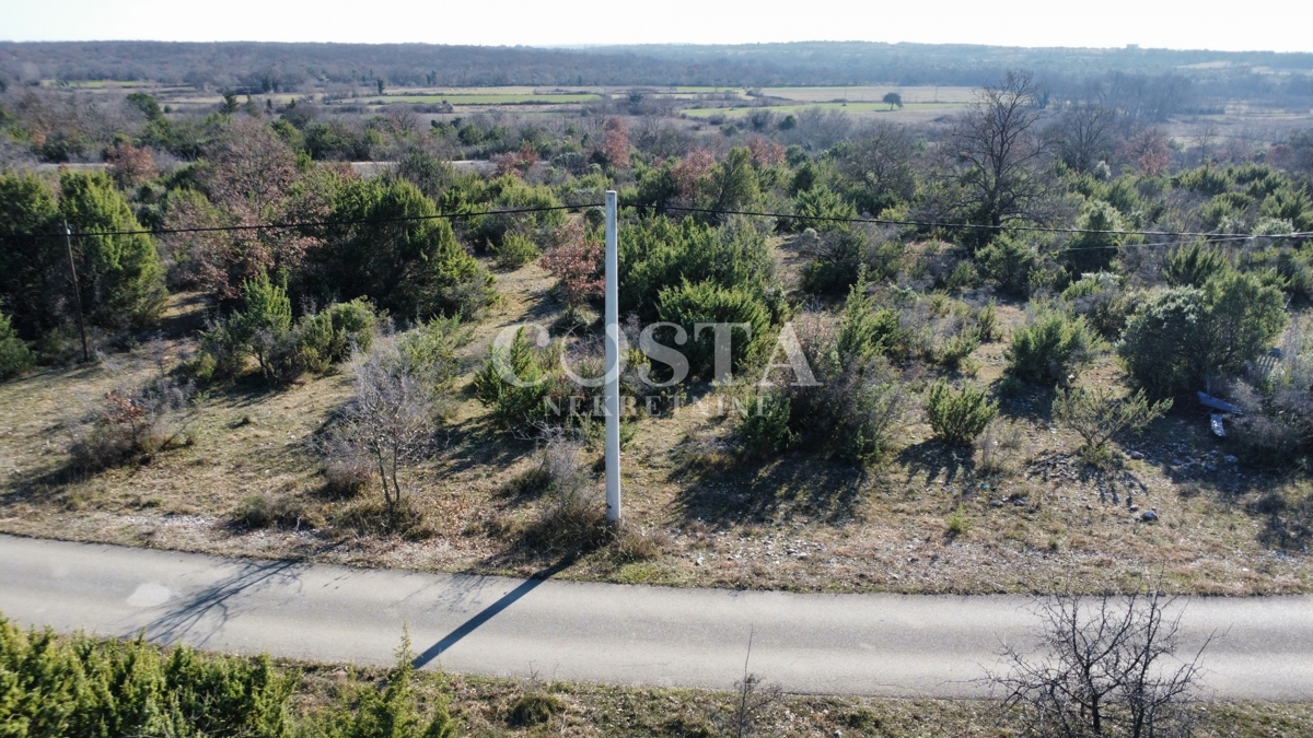 Terreno POLIČNIK, 101.580 €