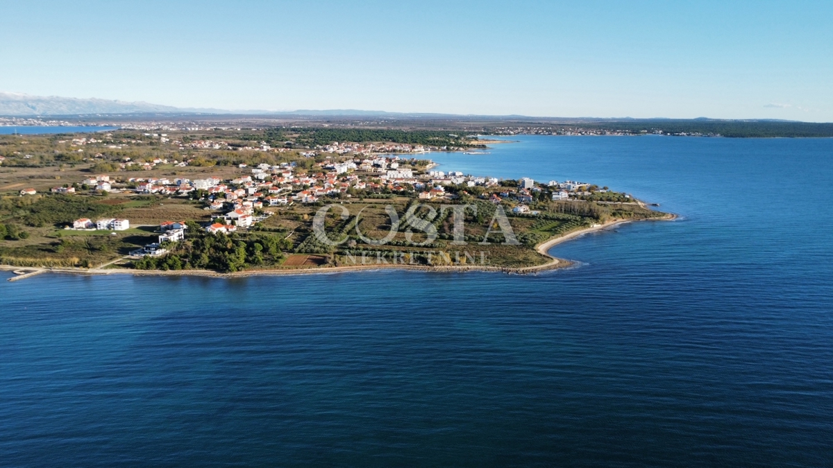 Terreno PRIVLAKA, 95.000 €