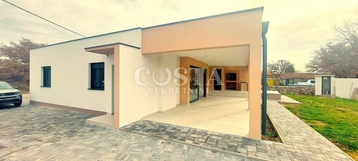 Дом POLIČNIK, 330.000 €