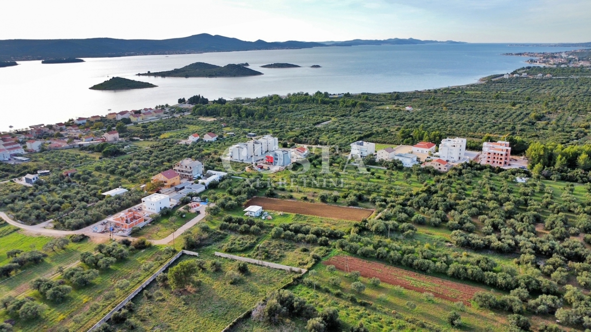 Terreno SVETI FILIP I JAKOV, 643.000 €