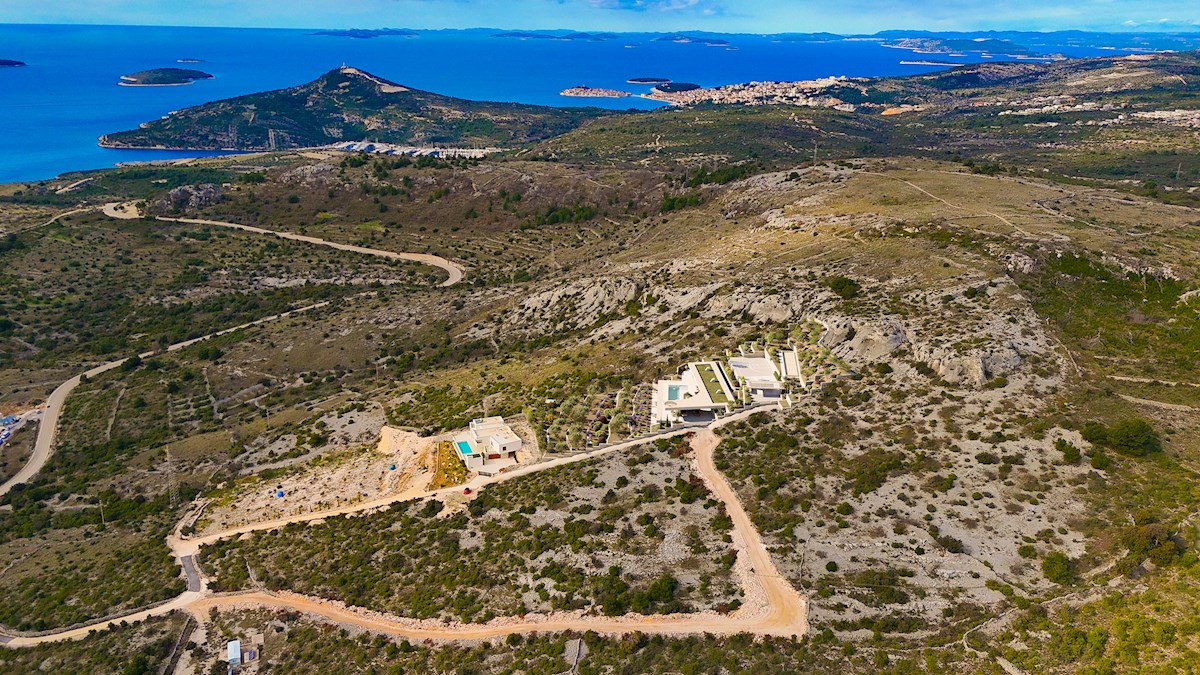 Участок PRIMOŠTEN, 490.000 €