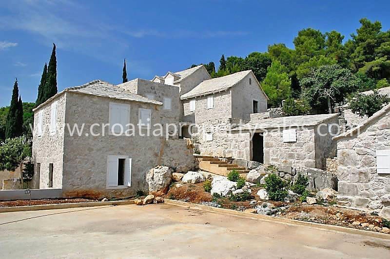 HVAR