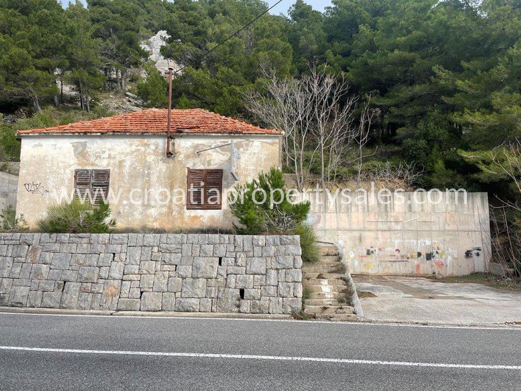 OMIŠ