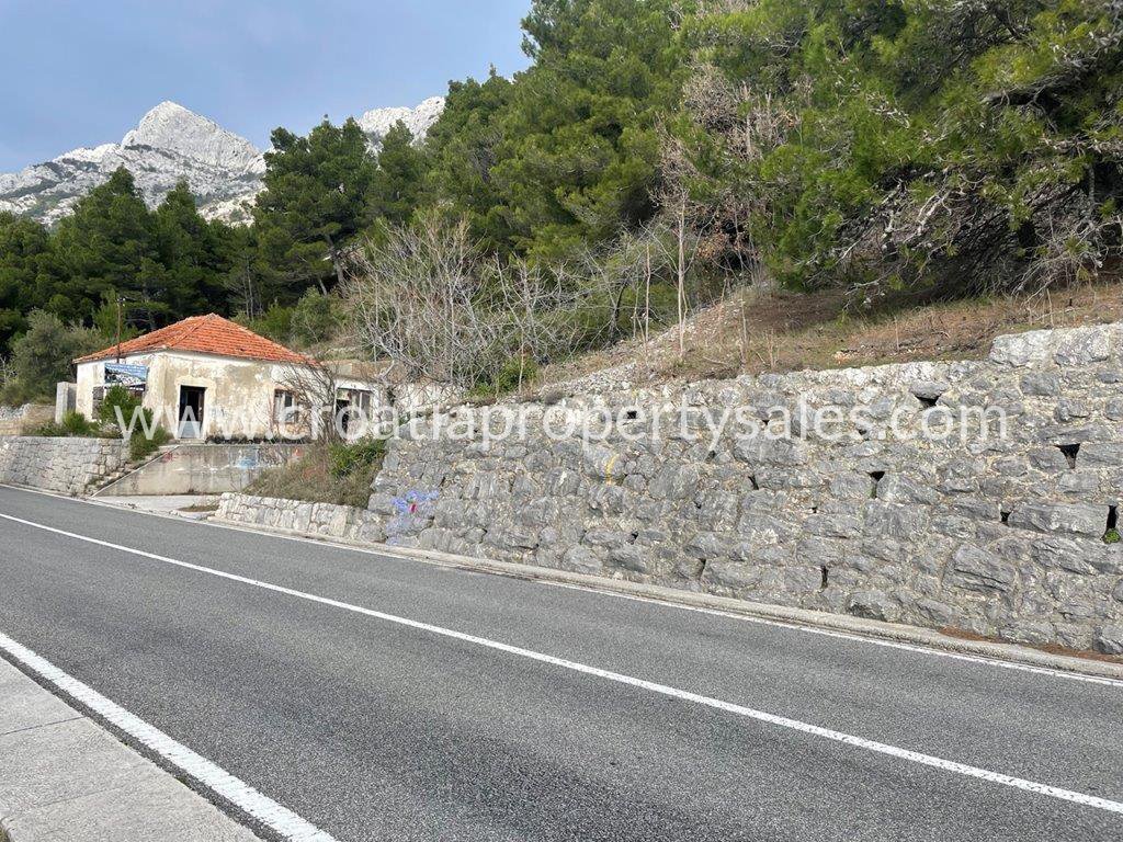 OMIŠ