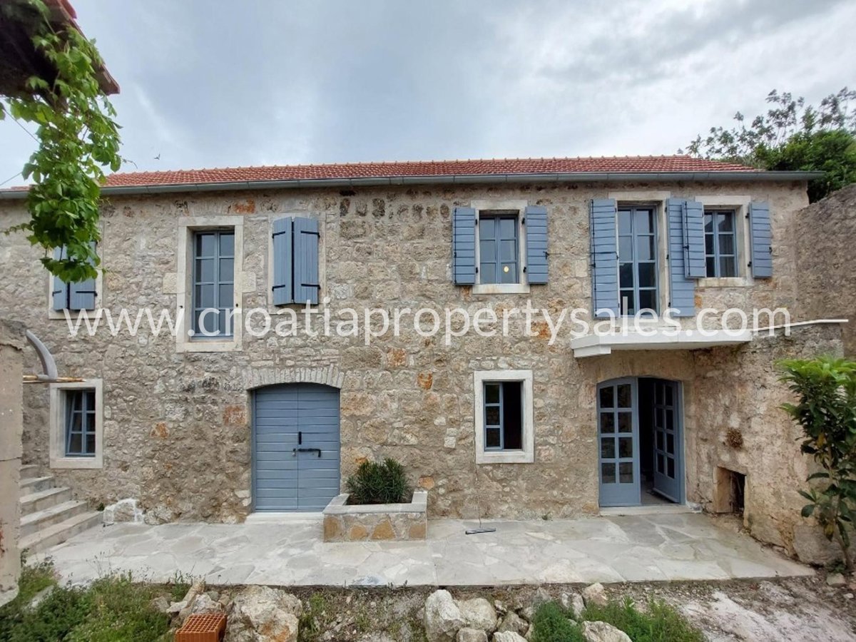 Дом HVAR, 445.000 €