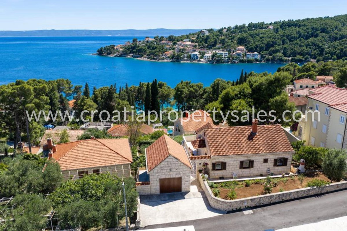 Brač, kuća, prodaja, 785.000 € – 2