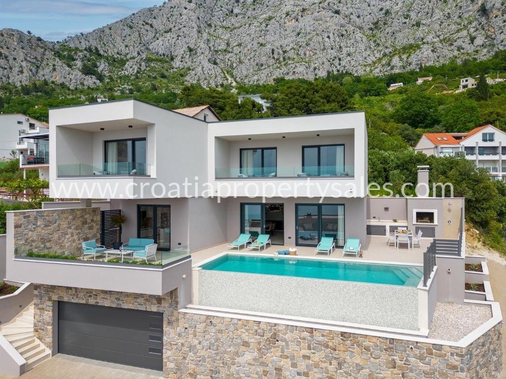 OMIŠ