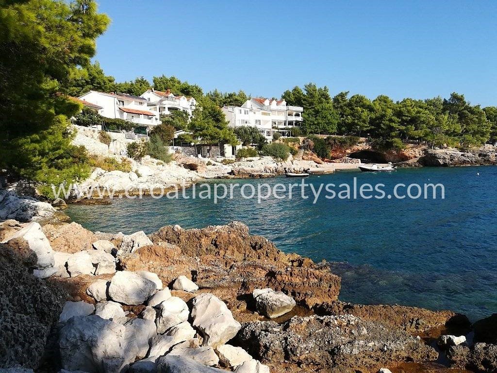 HVAR