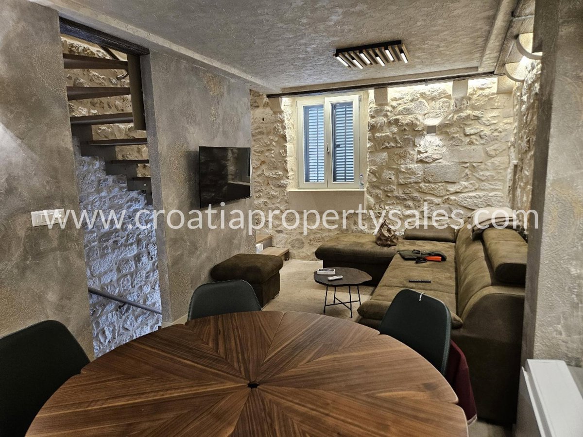 Дом HVAR, 800.000 €