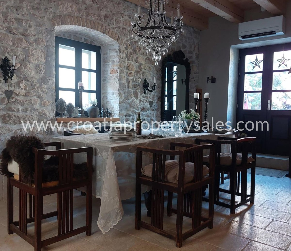 Casa BRAČ, 750.000 €