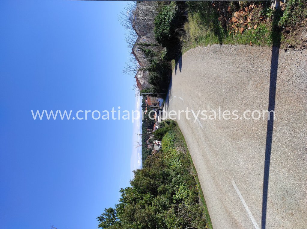 HVAR