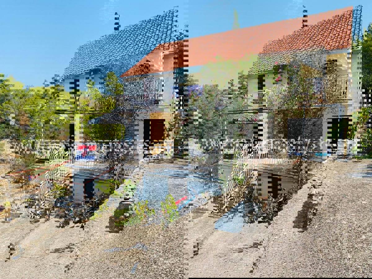 Appartamento BRAČ, 85.000 €
