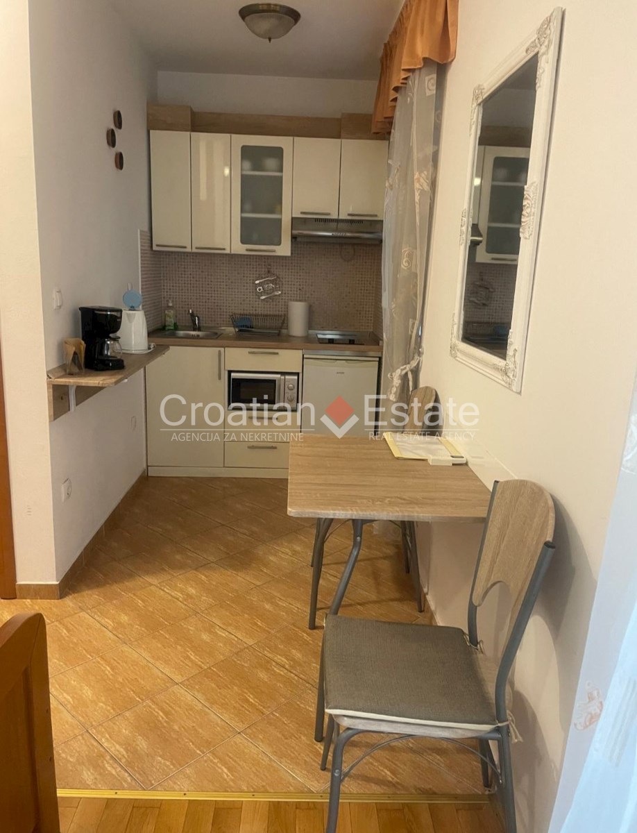 Appartamento SPLIT, 400 €