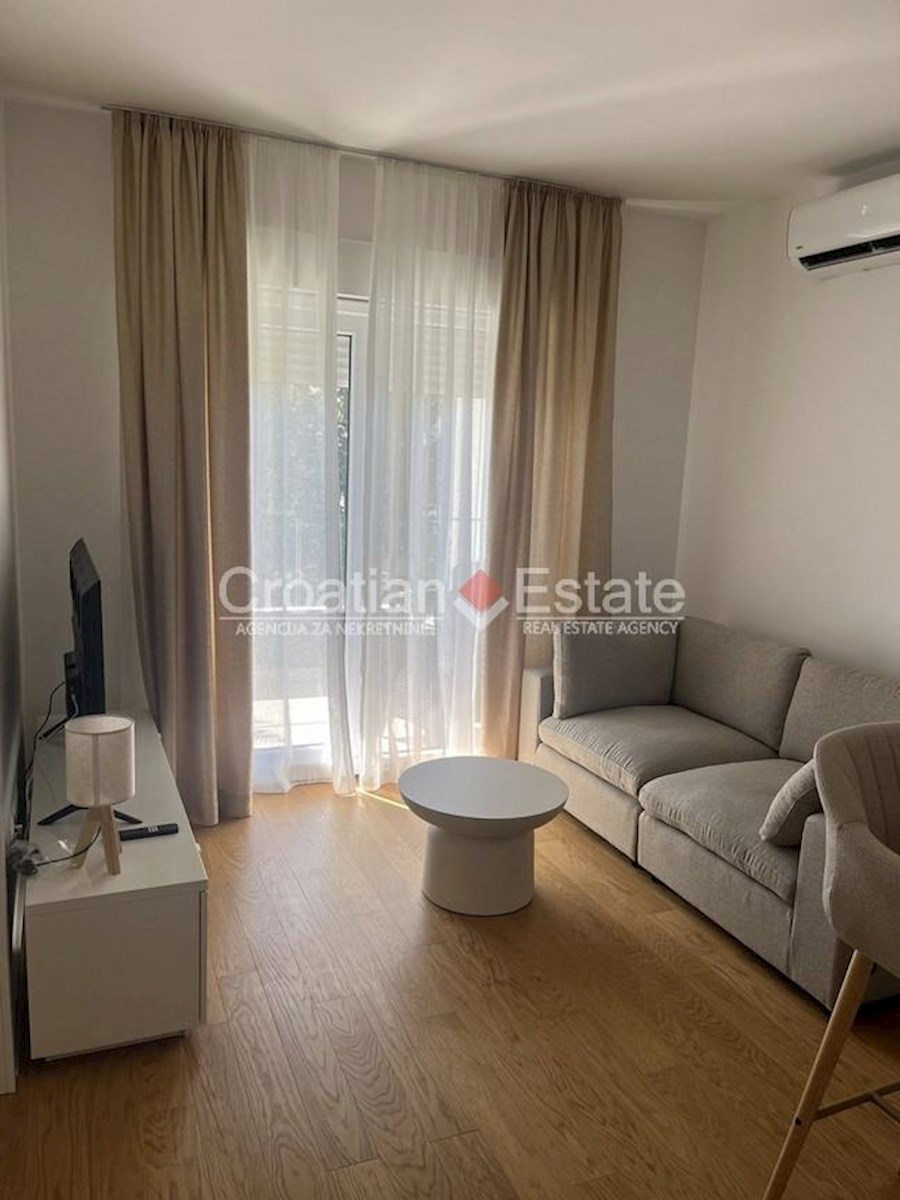 Квартира SPLIT, 1.000 €