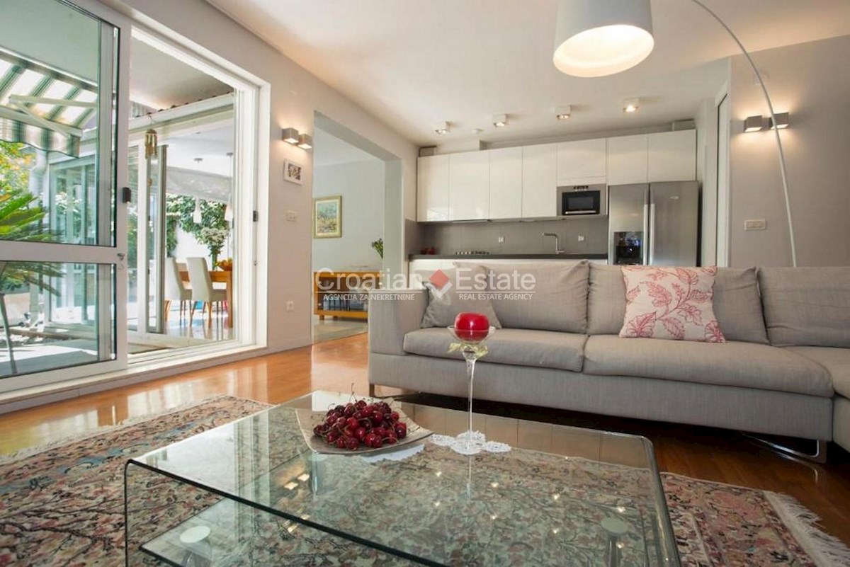 Квартира SPLIT, 1.900 €