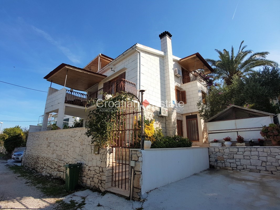 BRAČ