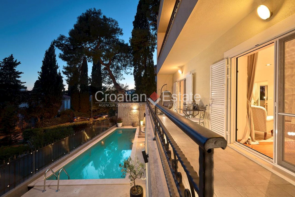 Дом SPLIT 3.000.000 € Продается Croatian Estate - Real estate agency Split  Croatia