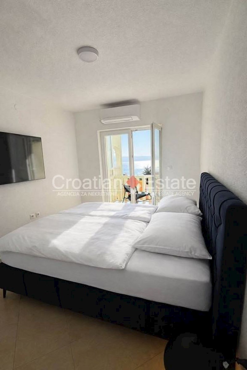 Квартира OMIŠ, 270.000 €