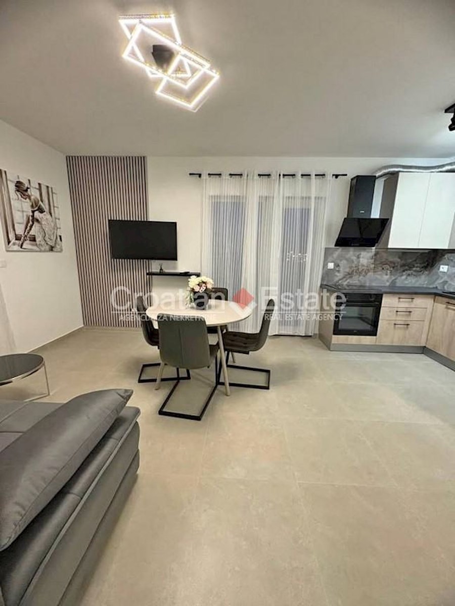 Appartamento SPLIT, 850 €