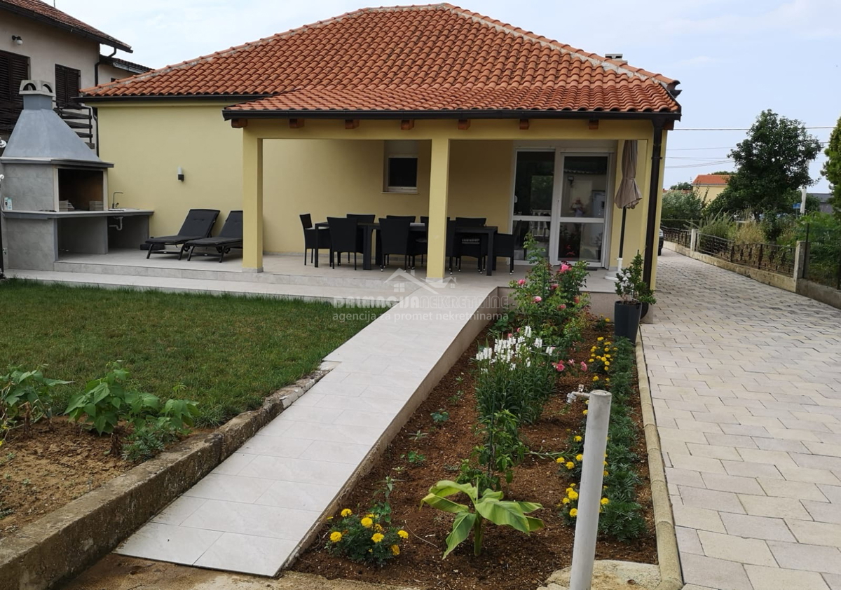Casa PRIVLAKA, 426.000 €