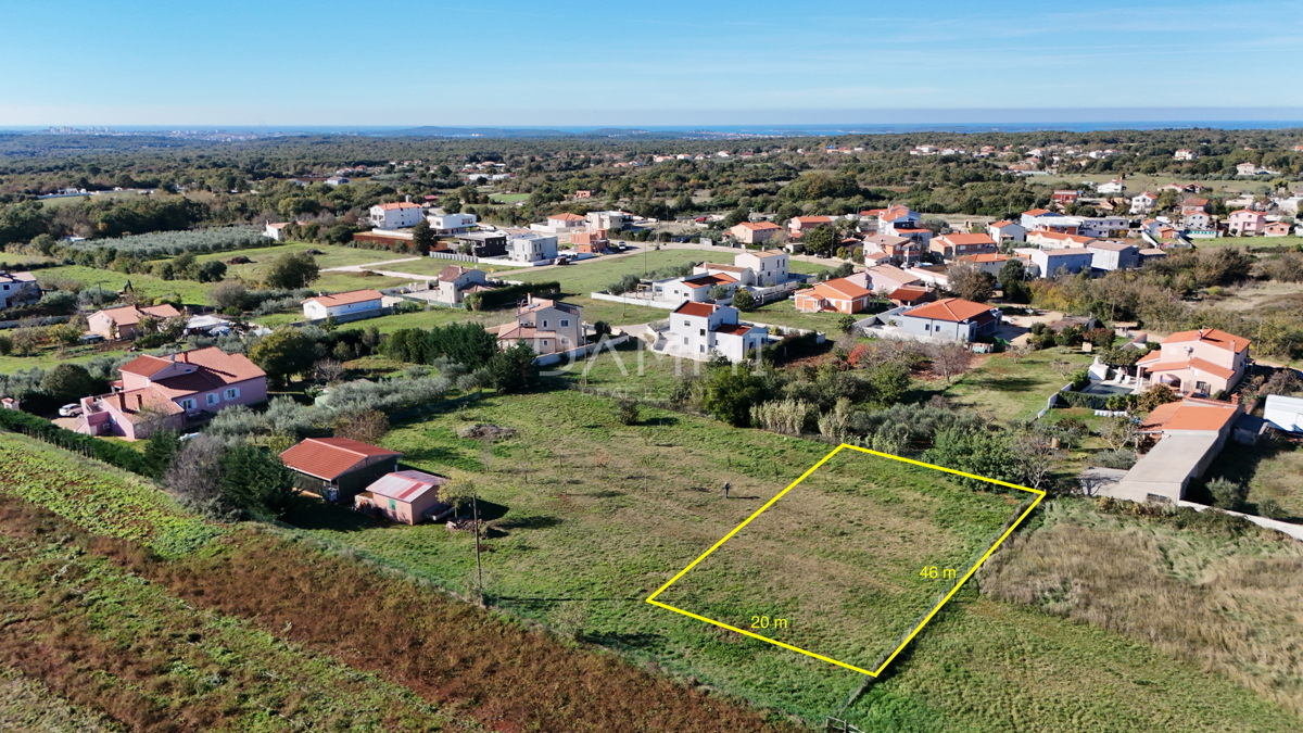 Участок MARČANA, 89.000 €