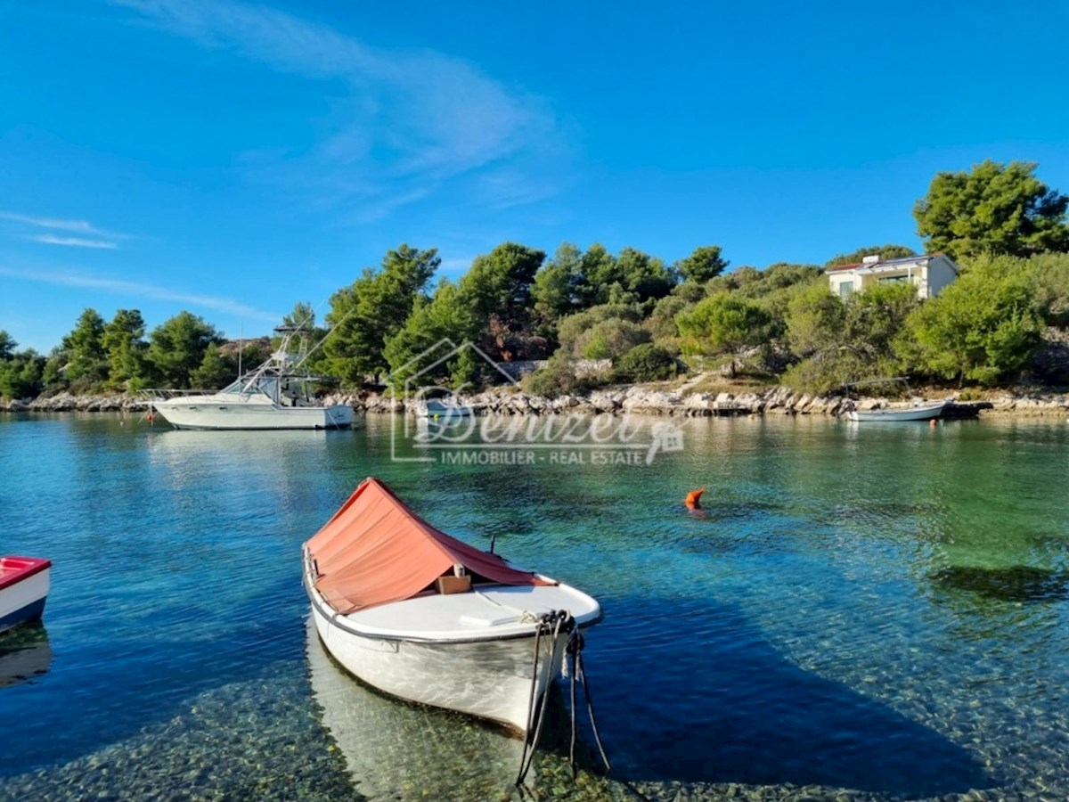 Terreno ČIOVO, 427.800 €