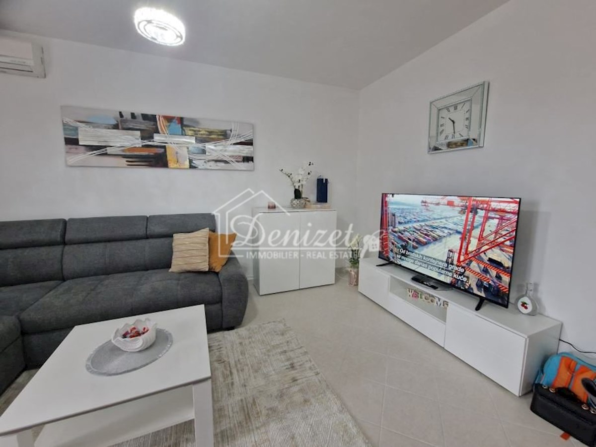 Appartamento ČIOVO, 210.000 €