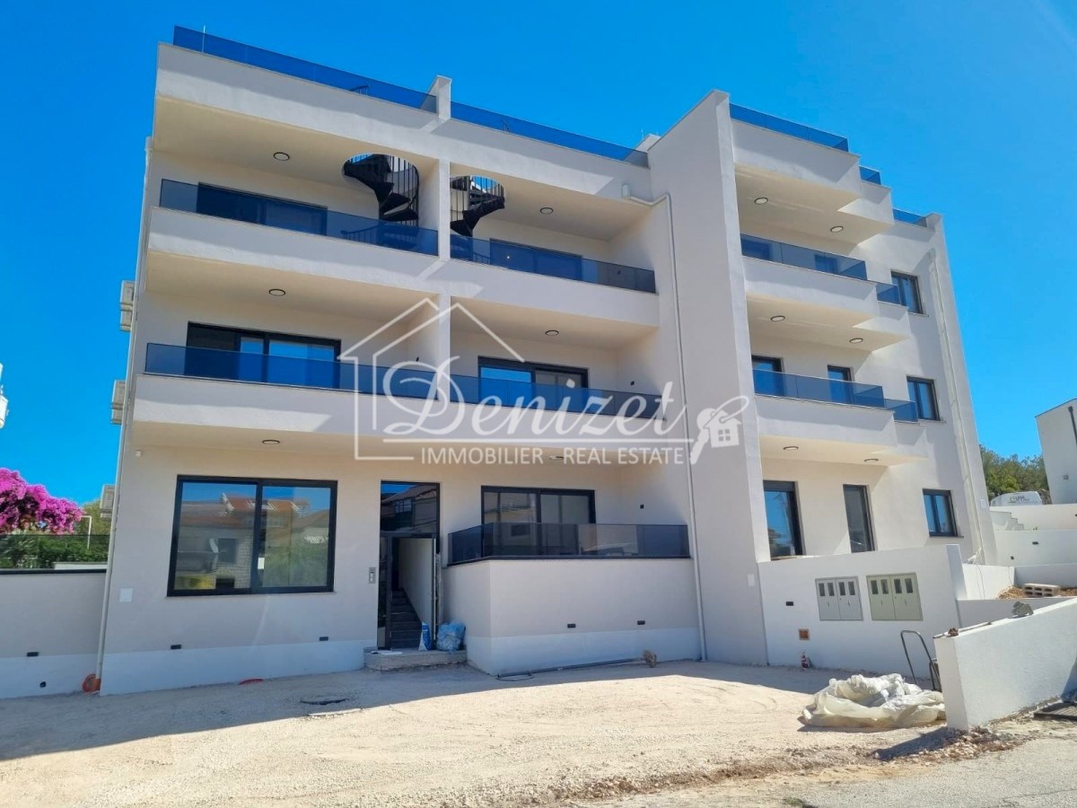 Appartamento ČIOVO, 230.000 €