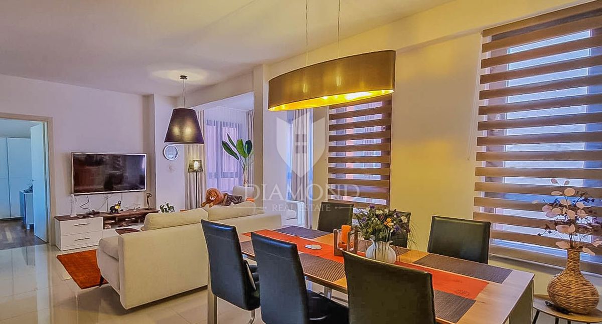 Appartamento NOVIGRAD, 399.000 €