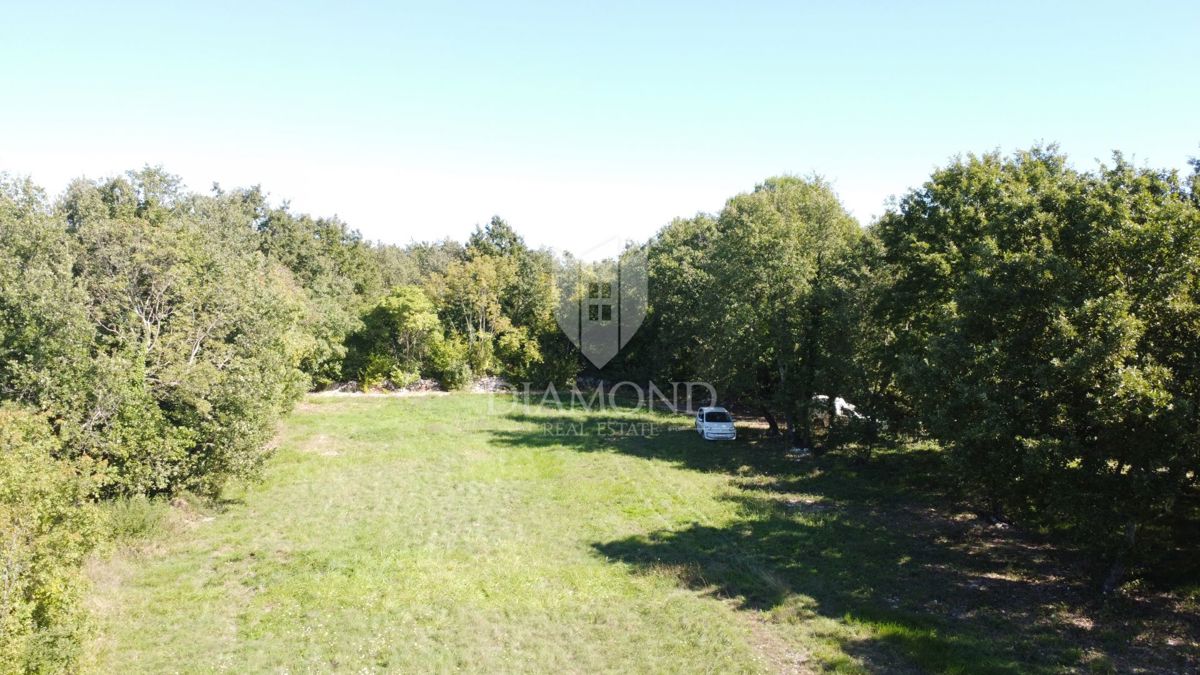 Участок POREČ, 190.000 €