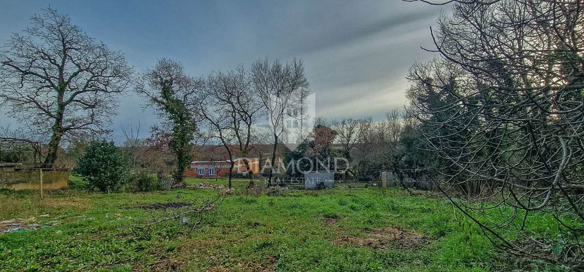 Terreno BRTONIGLA, 99.000 €