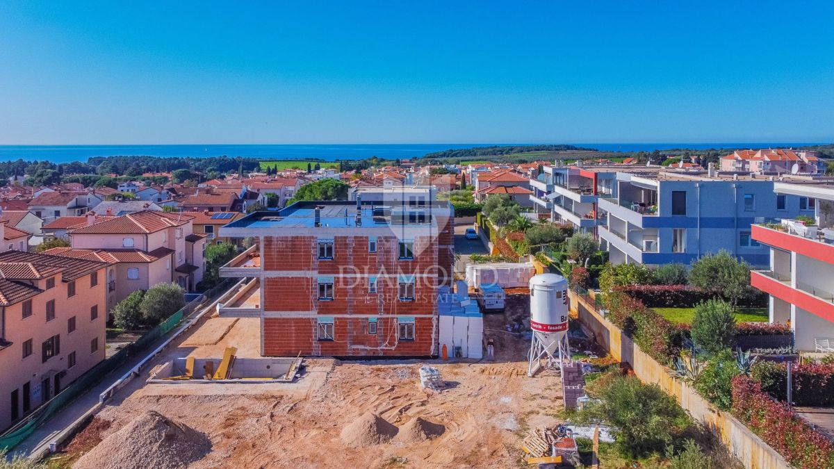 Novigrad, apartment with sea view under construction!