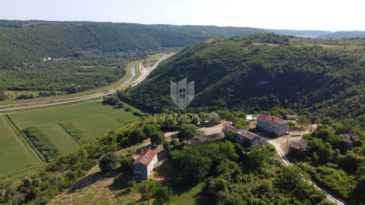GROŽNJAN
