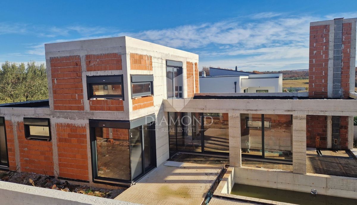 SVETI LOVREČ PAZENATIČKI