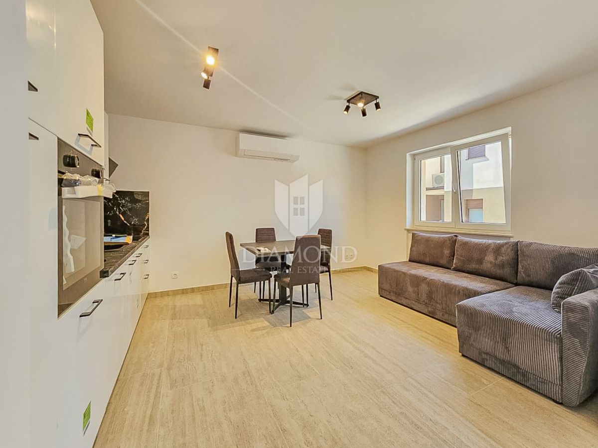 Appartamento NOVIGRAD, 198.000 €