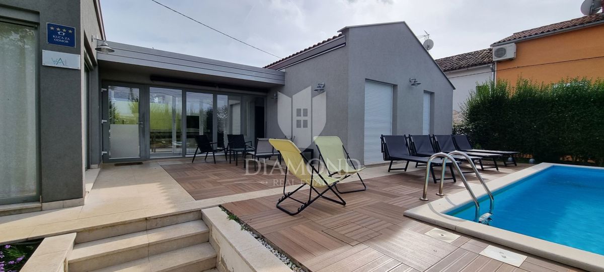 Дом POREČ, 420.000 €