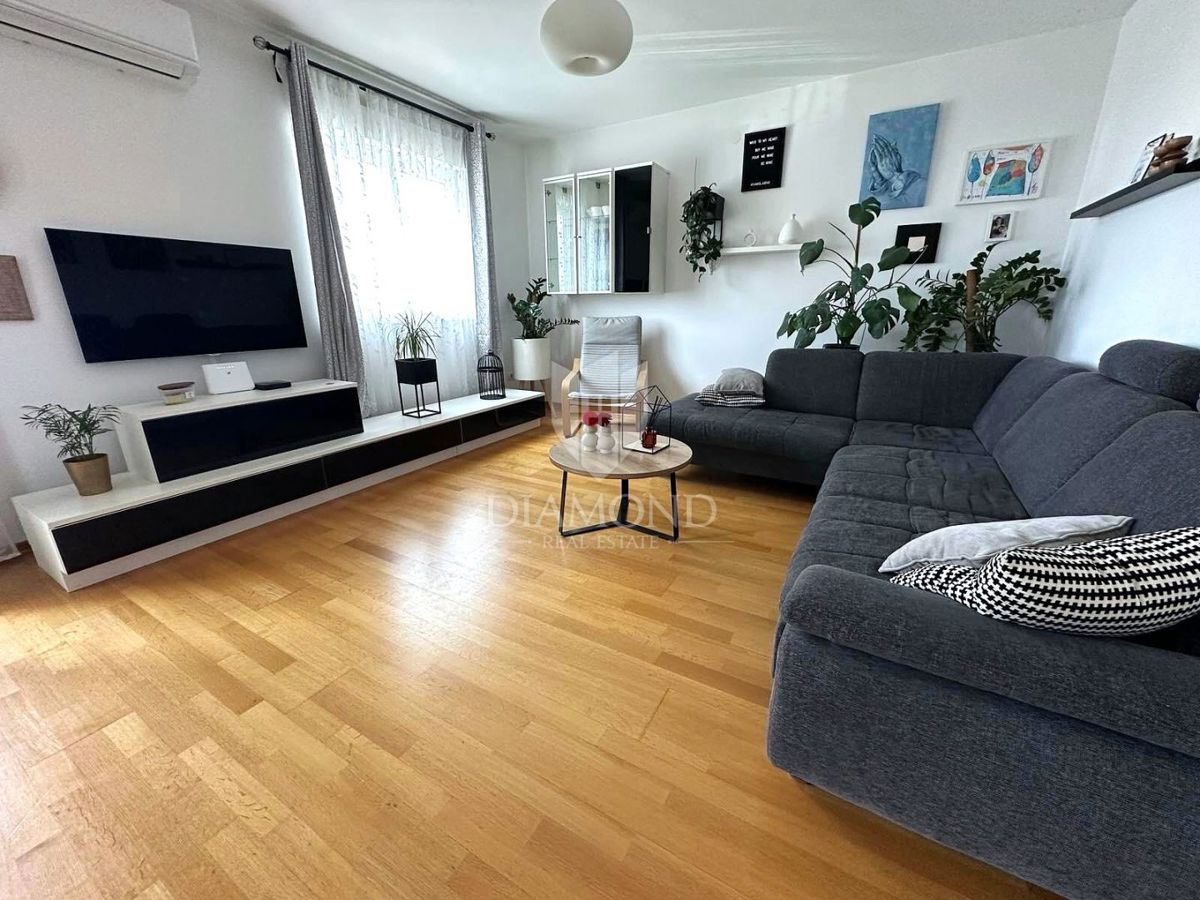 Appartamento VIŠKOVO, 279.000 €