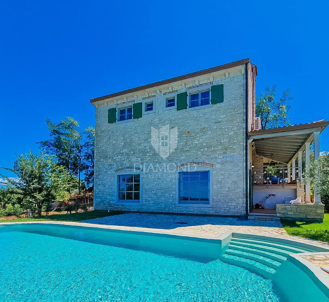 Дом POREČ, 650.000 €