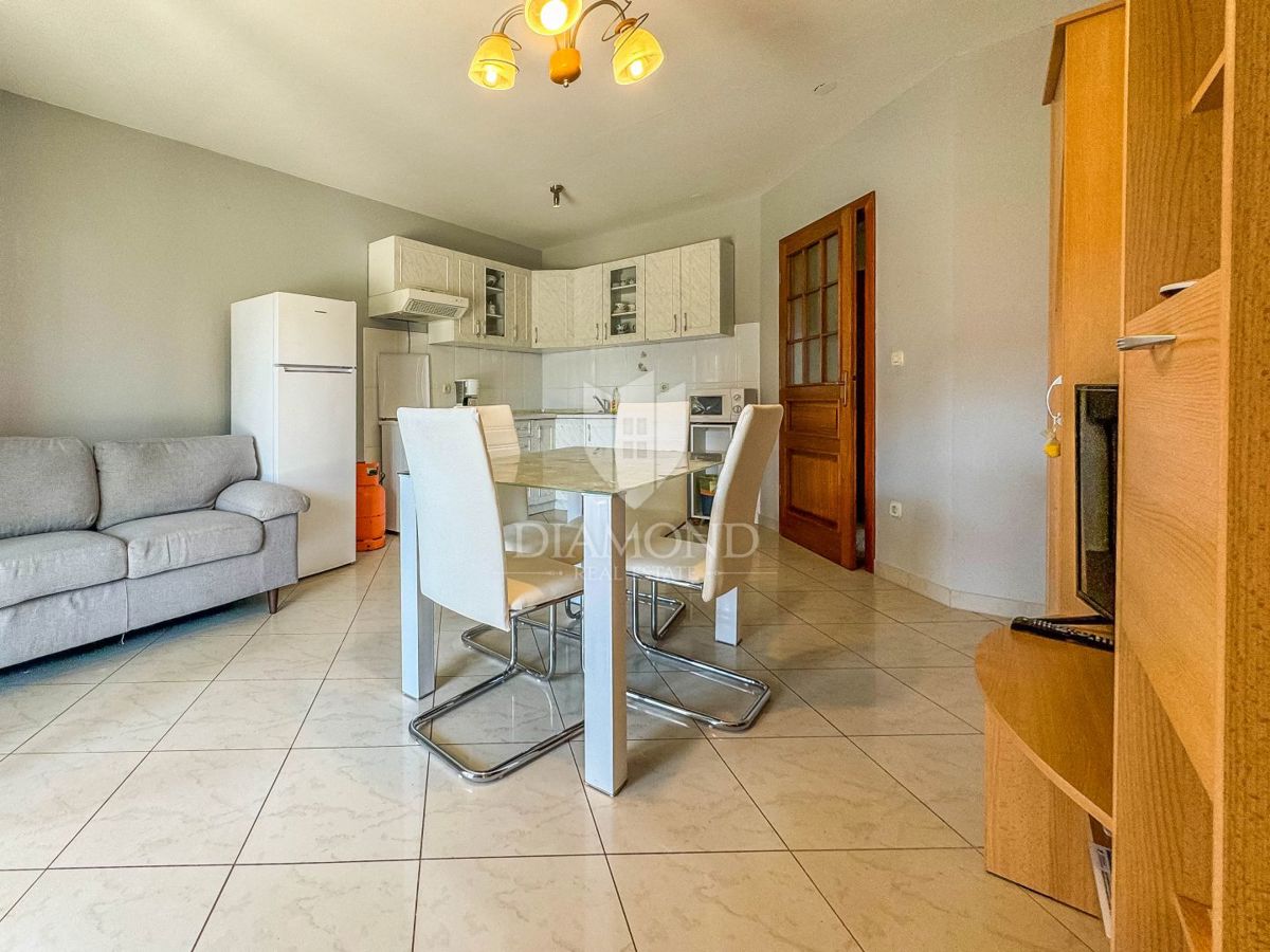Appartamento BRTONIGLA, 320.000 €