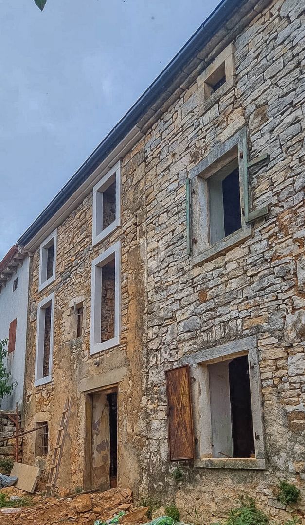 Terreno MARČANA, 330.000 €