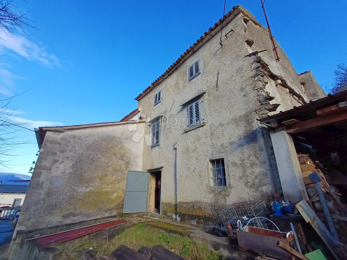 BUZET