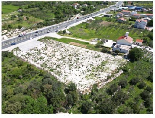 KAŠTEL LUKŠIĆ