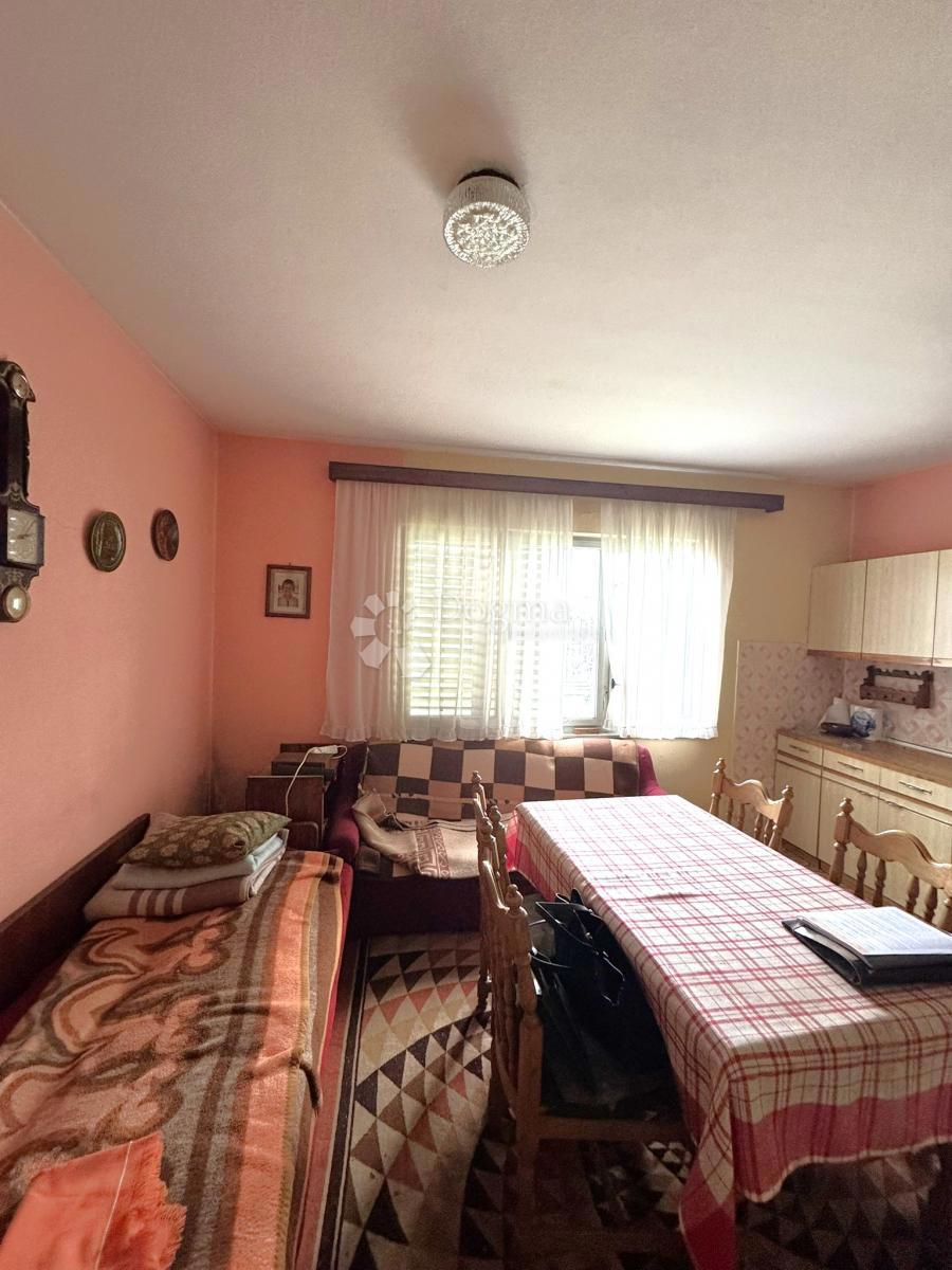 VELIKO TROJSTVO