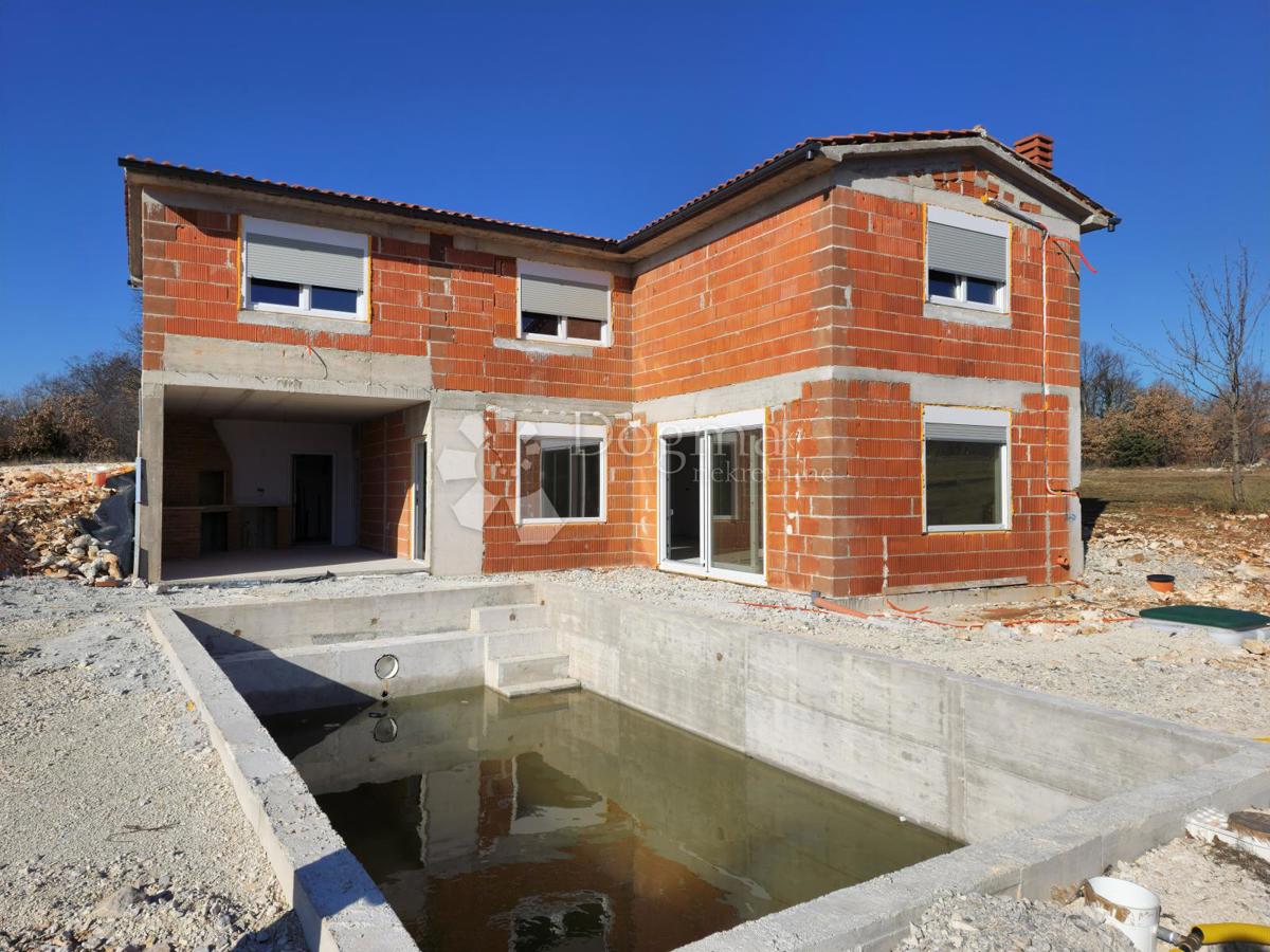 Casa SVETVINČENAT, 430.000 €